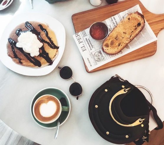 Un brunch à l'américaine. Instagram : @thetoastcafe